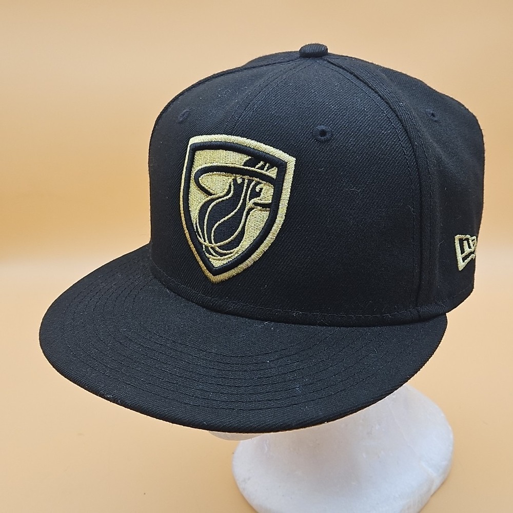 Miami Heat Hat Cap New Era Fitted Size 7 1/8 Black Gold‎ Shield Logo NBA